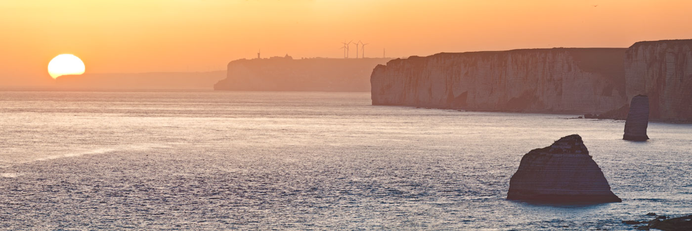 Herve Sentucq - Aiguille de Belval et le Manneporte, Etretat,Côte d'Albâtre