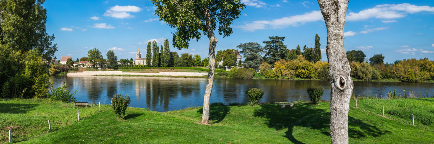 Herve Sentucq - La Dordogne à Saint-Aulaye-de-Breuilh vu d'Eynesse