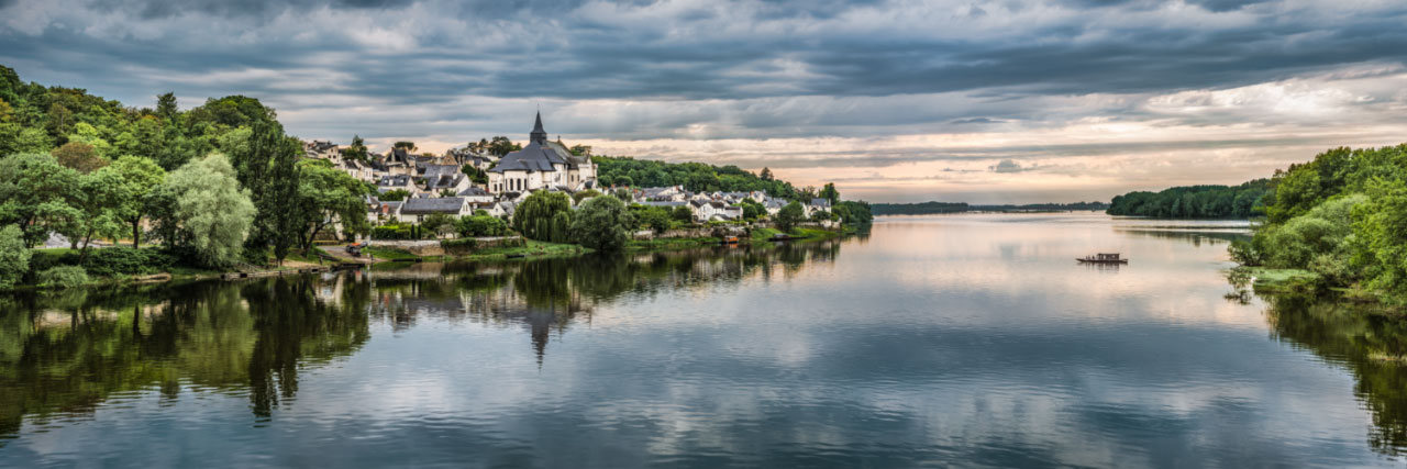 Herve Sentucq - Candes-Saint-Martin, au confluent de la Vienne et de la Loire