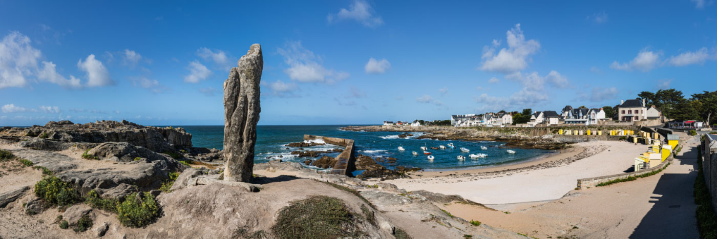 Herve Sentucq - Menhir, plage de Batz-sur-Mer, presqu'île du Croisic