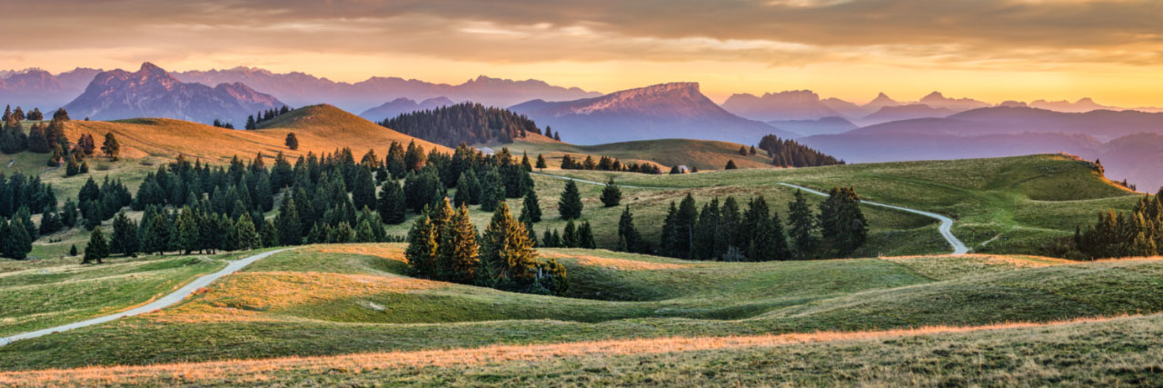 Herve Sentucq - Plateau du Semnoz (Bauges), au fond la Chartreuse et Belledonne