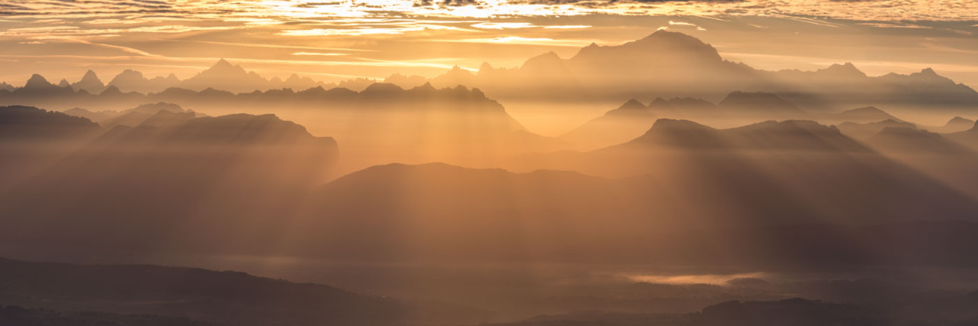 Herve Sentucq - Les Alpes depuis le sommet du Grand Colombier, Bugey