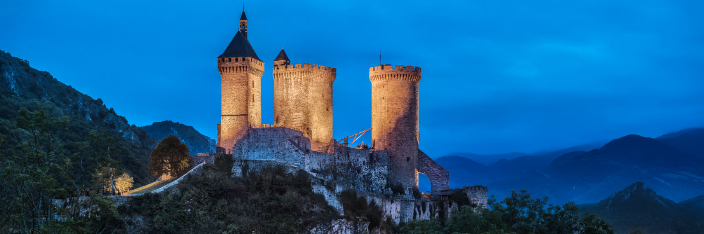 Herve Sentucq - Les trois tours du château de Foix, Pyrénées