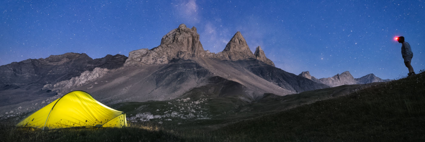 Herve Sentucq - Bivouac sous les étoiles devant les aiguilles d'Arves