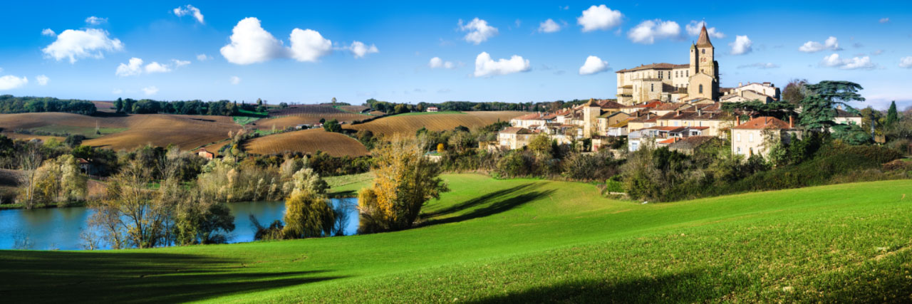 Herve Sentucq - Lavardens, son château et son lac collinaire