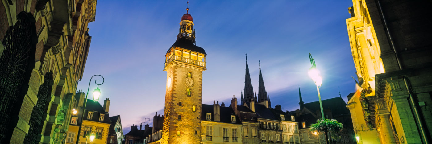 Herve Sentucq - Place, beffroi de Jacquemart, Moulins