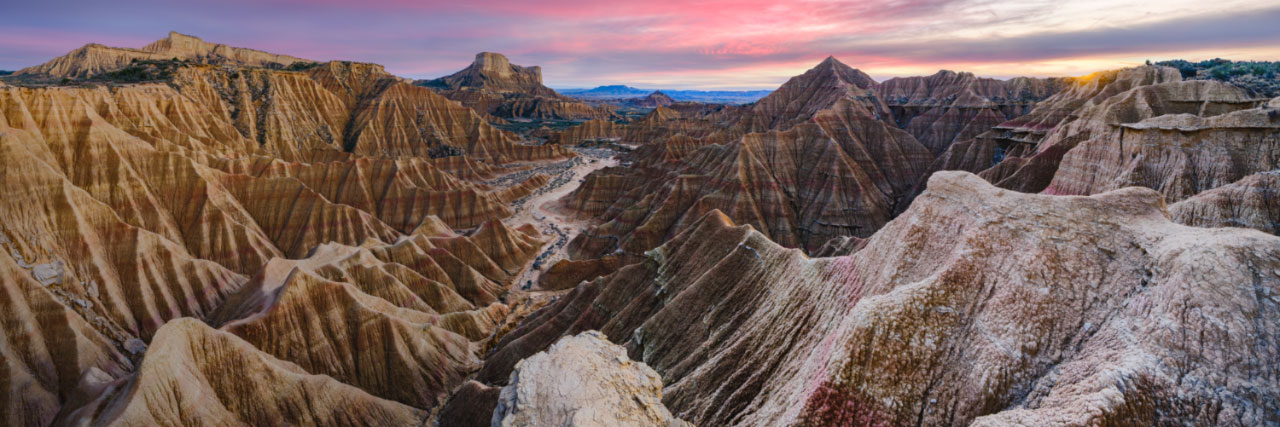 Herve Sentucq - Lacis de gorges et de plaines, El Rallon, désert des Bardenas